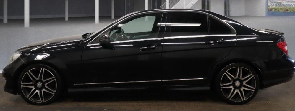 Used Mercedes-Benz C Class 2012 for sale - 76926558: Photo 5