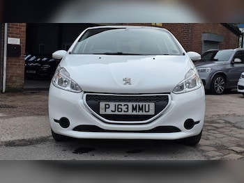 Used Peugeot 208 2013 for sale - 78135672: Photo
