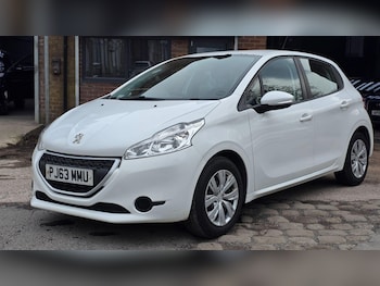 Used Peugeot 208 2013 for sale - 78135672: Photo