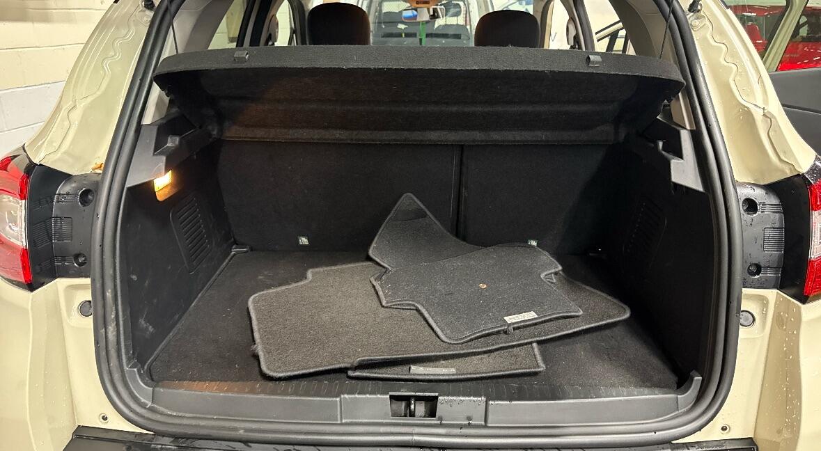 Used Renault Captur 2015 for sale - 76646323: Photo 11