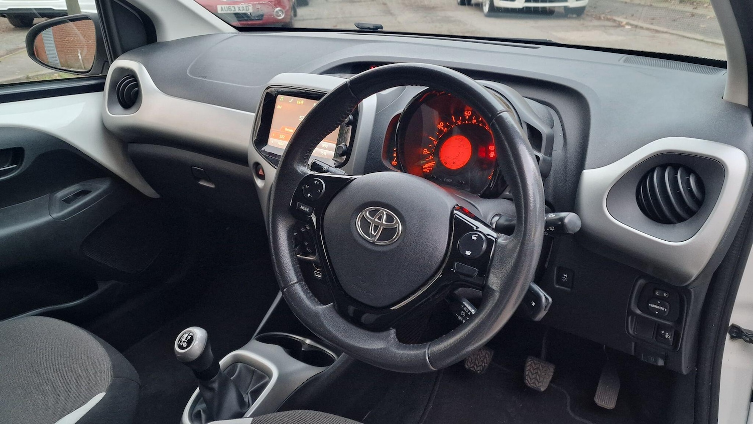 Used Toyota AYGO 2015 for sale - 77057326: Photo 22