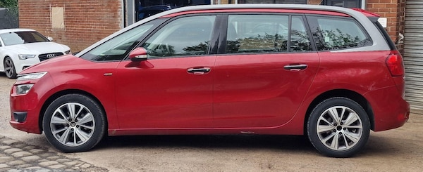 Used Citroen C4 Grand Picasso 2015 for sale - 74242449: Photo 5