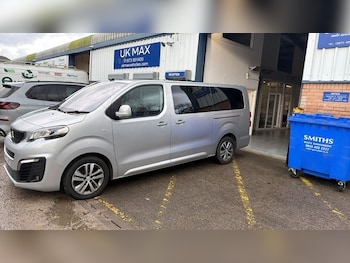 Used Peugeot Traveller 2017 for sale - 77241497: Photo