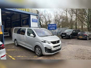 Used Peugeot Traveller 2017 for sale - 77241497: Photo