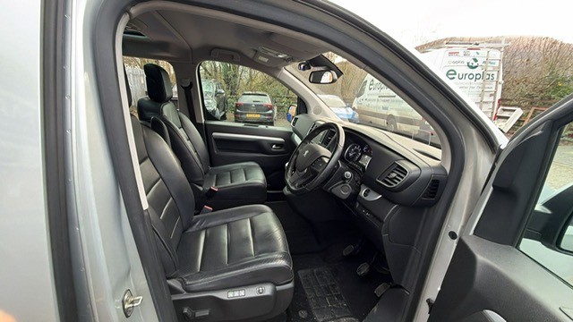 Used Peugeot Traveller 2017 for sale - 77241497: Photo 6