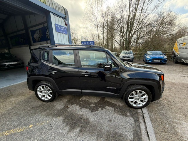 Used Jeep Renegade 2016 for sale - 77666031: Photo 2
