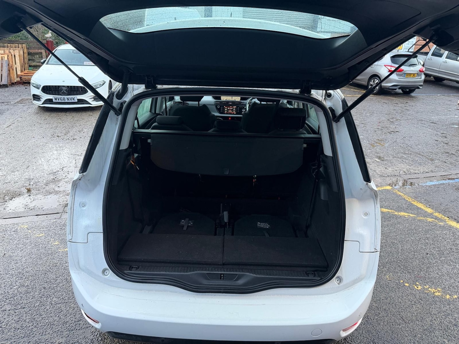 Used Citroen C4 Grand Picasso 2018 for sale - 77021951: Photo 11