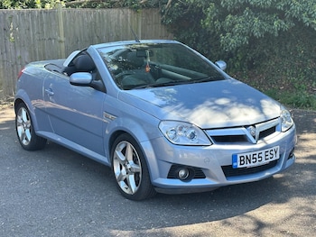 Used Vauxhall Tigra 2005 for sale - 78573213: Photo