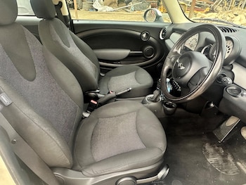 Used MINI Hatch 2011 for sale - 79590185: Photo