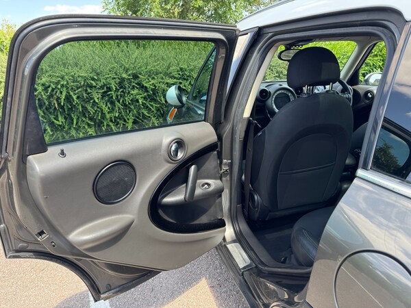 Used MINI Countryman 2011 for sale - 75344208: Photo 13