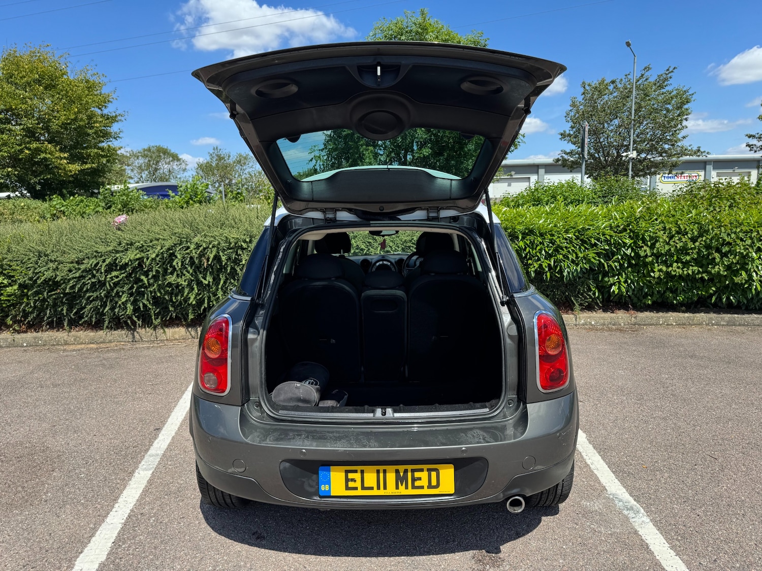 Vehicle 9