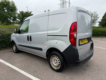 Used Vauxhall Combo 2015 for sale - 78555424: Photo