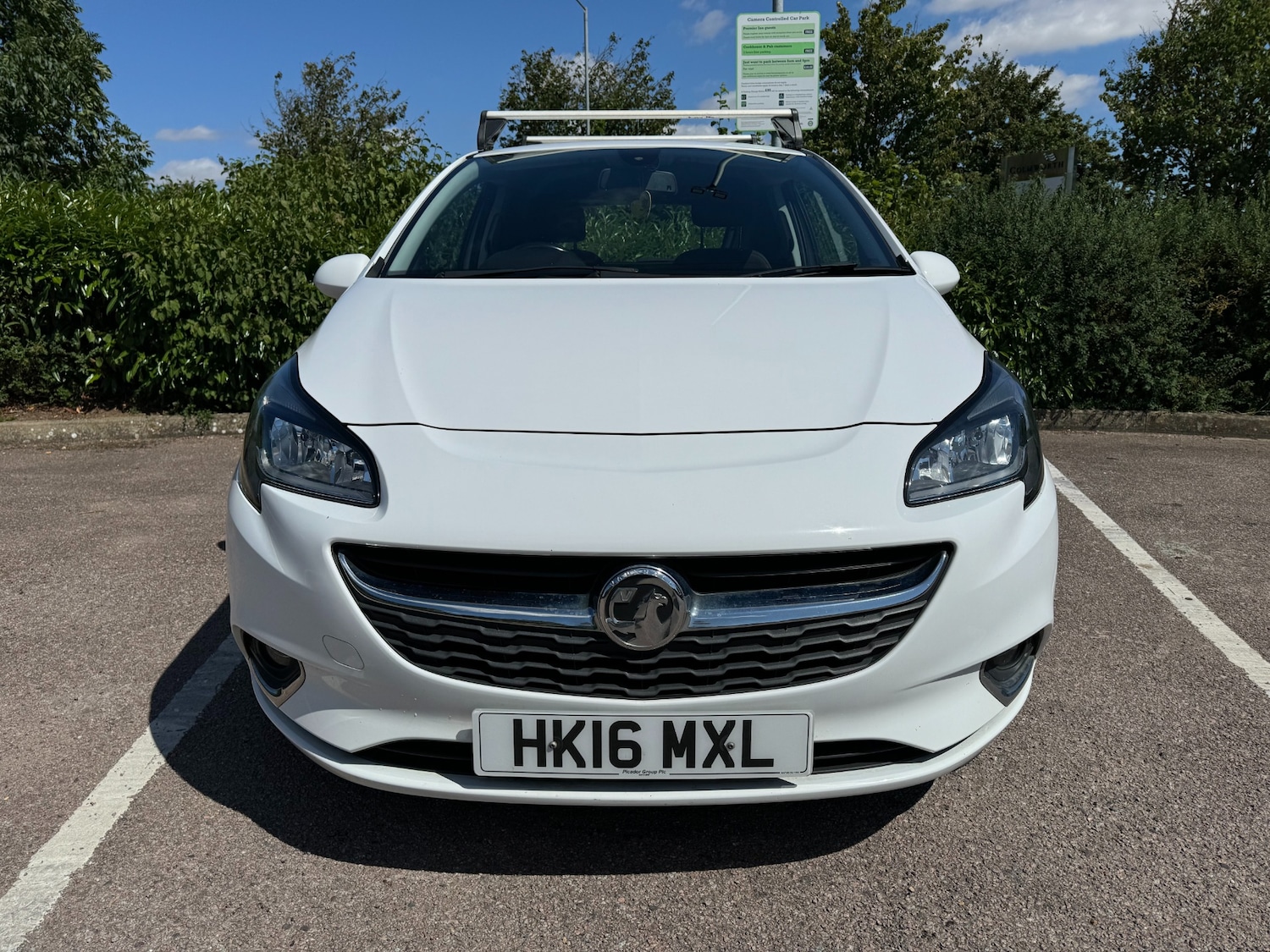 Used Vauxhall Corsa 2016 for sale - 76340692: Photo 2