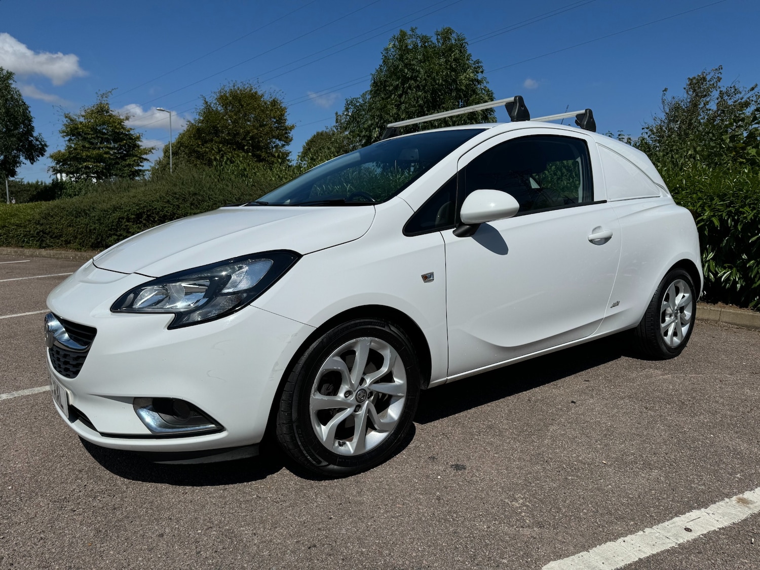 Used Vauxhall Corsa 2016 for sale - 76340692: Photo 3