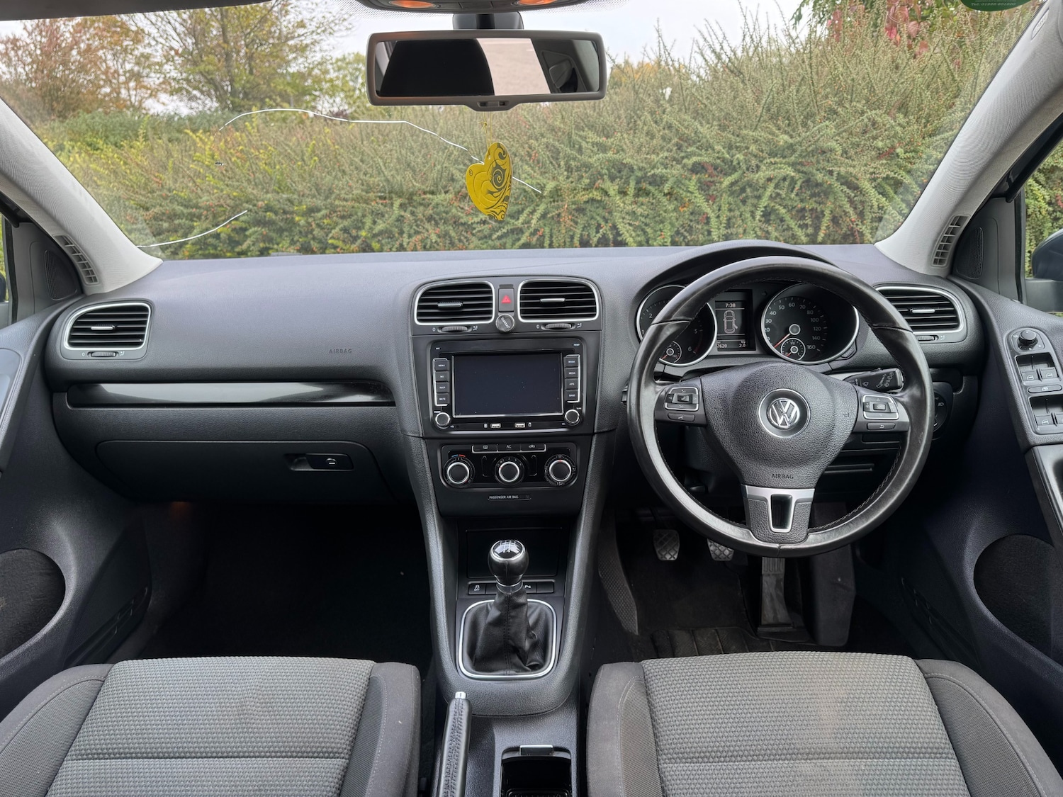 Used Volkswagen Golf 2011 for sale - 76232903: Photo 19