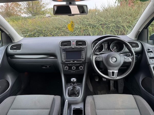 Used Volkswagen Golf 2011 for sale - 76232903: Photo 19