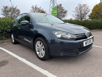 Volkswagen - Golf