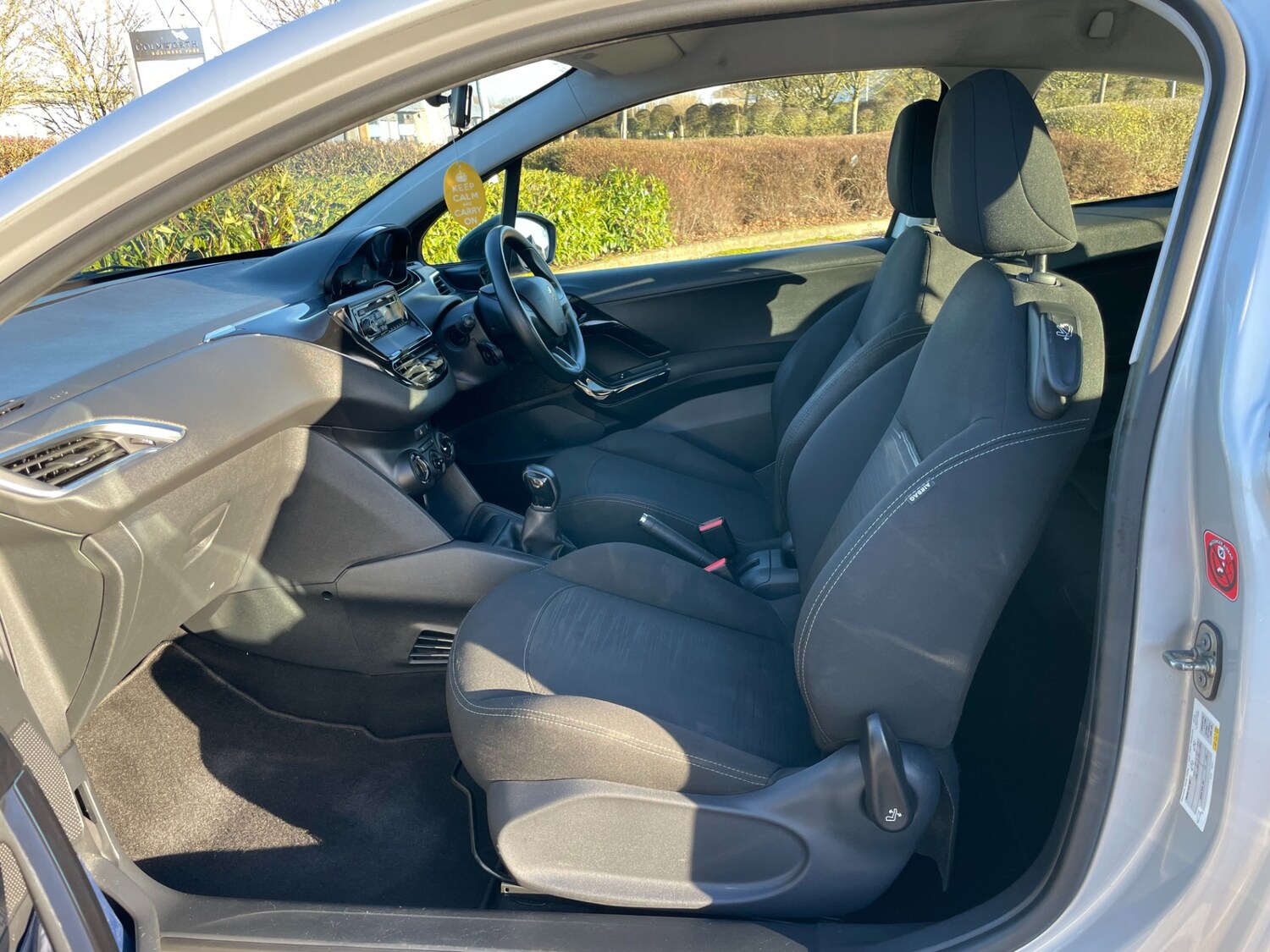 Used Peugeot 208 2014 for sale - 76340651: Photo 12