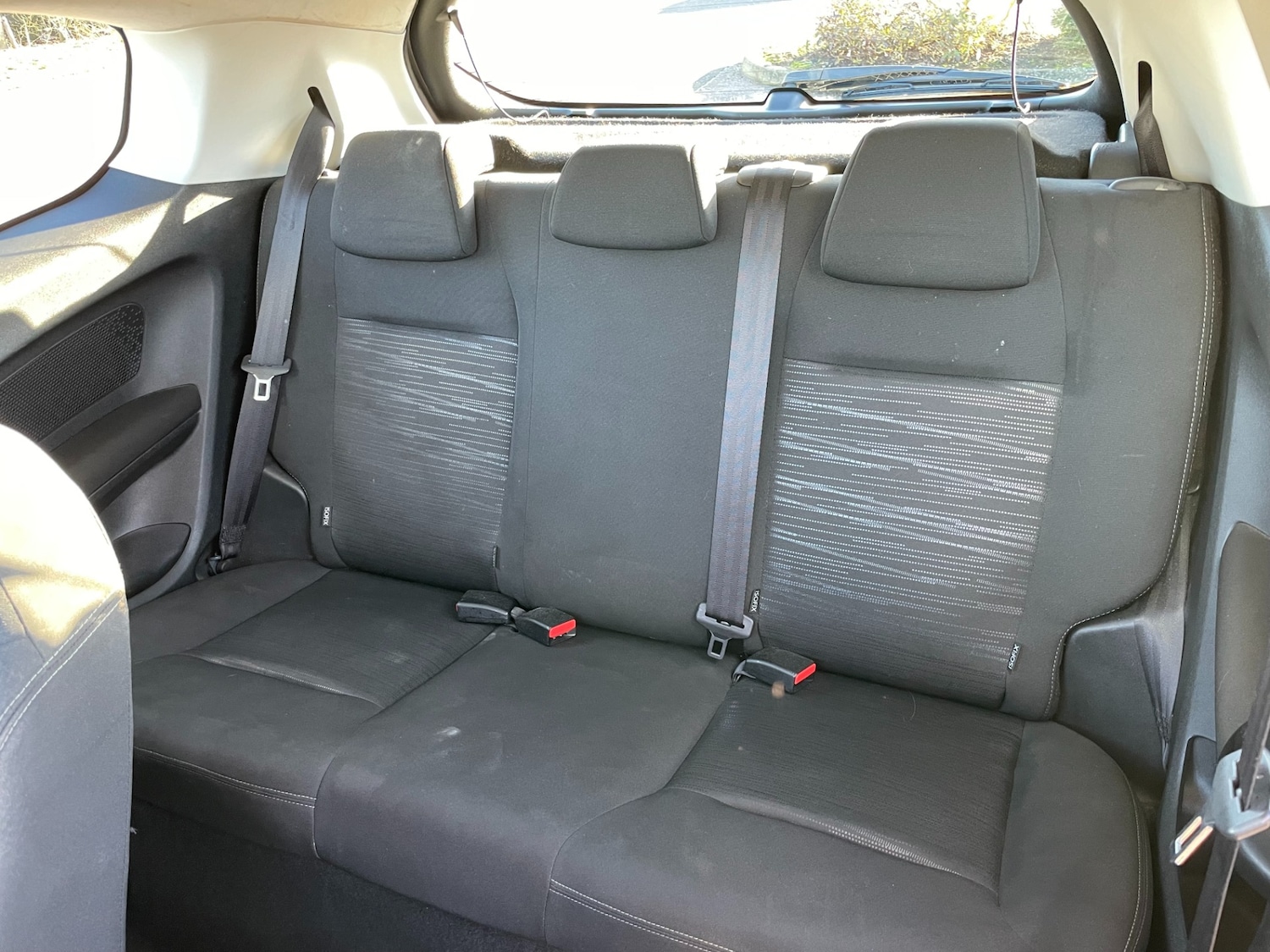 Used Peugeot 208 2014 for sale - 76340651: Photo 13