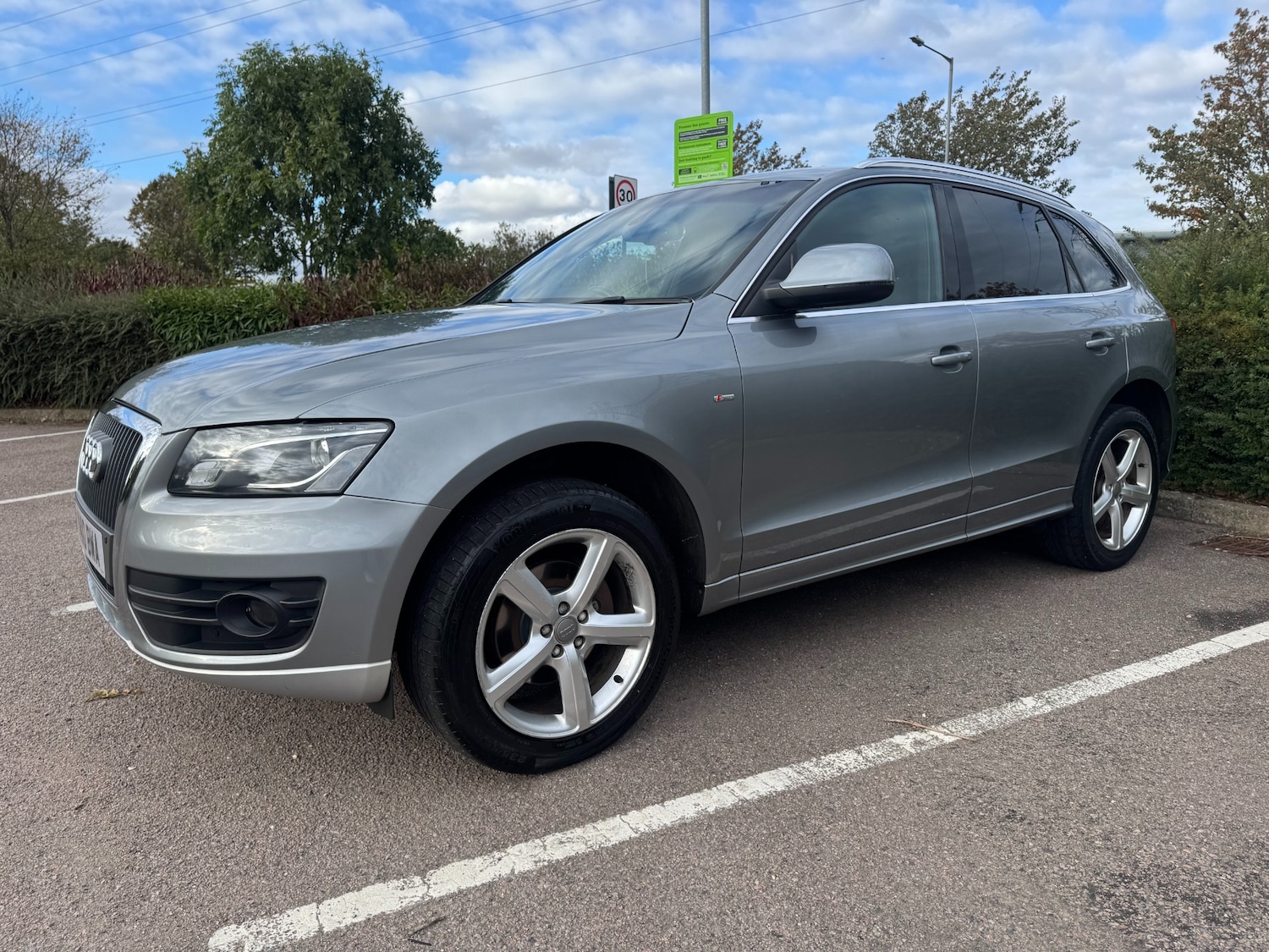 Used Audi Q5 2010 for sale - 77115963: Photo 3