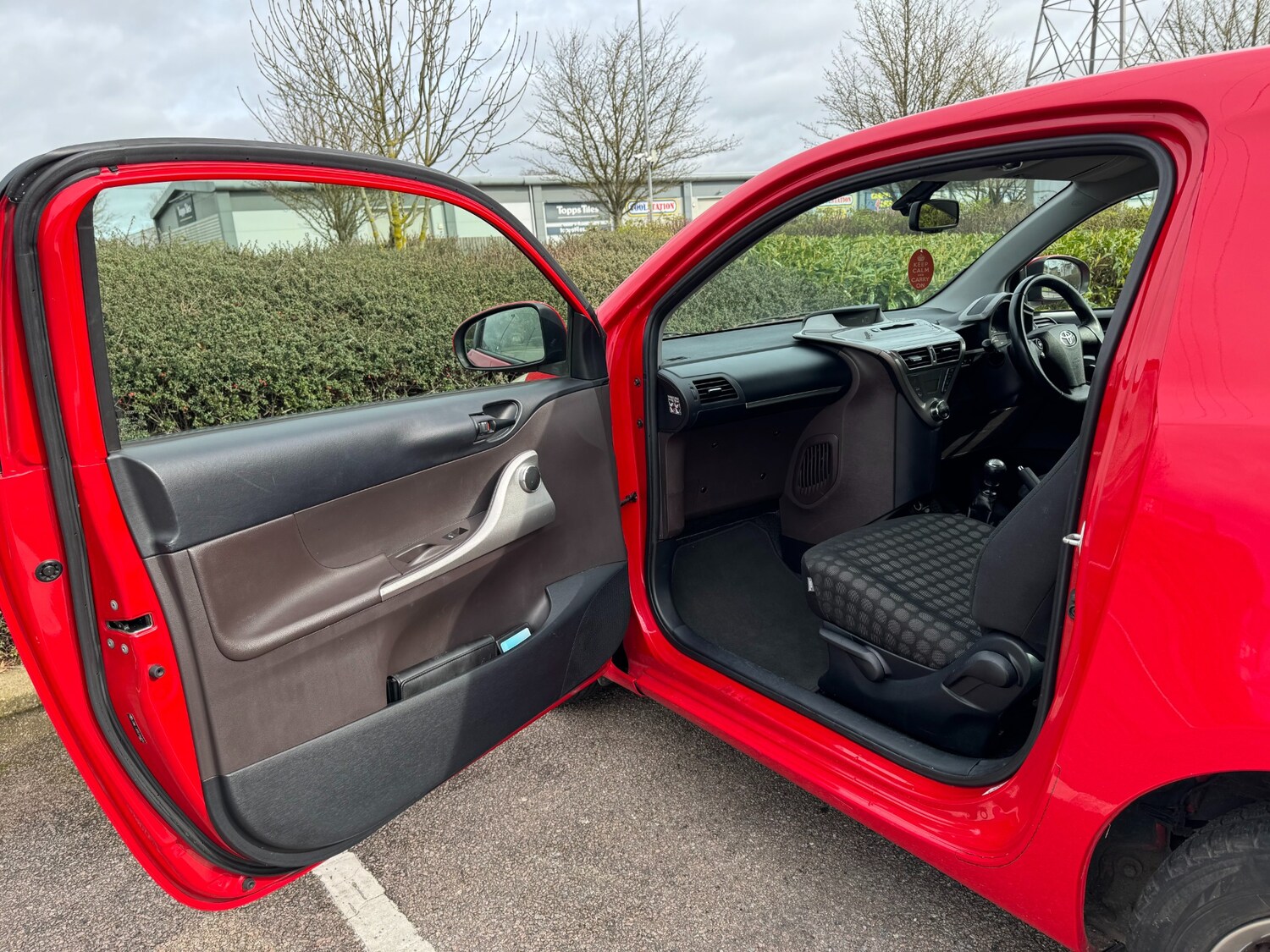 Used Toyota IQ 2011 for sale - 76340673: Photo 11