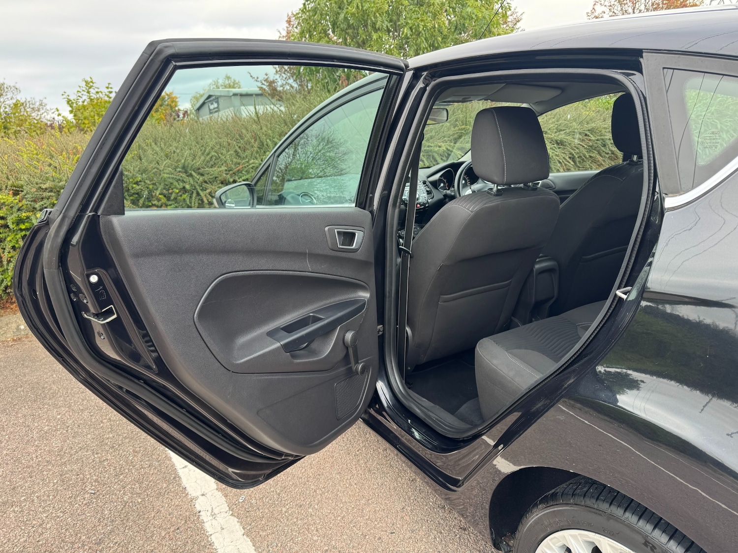 Used Ford Fiesta 2014 for sale - 77001800: Photo 13