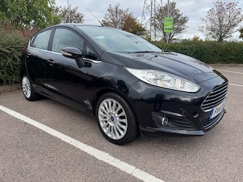 Used Ford Fiesta 2014 for sale - 77001800: Photo