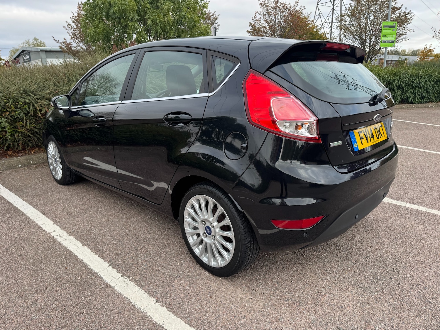 Used Ford Fiesta 2014 for sale - 77001800: Photo 4