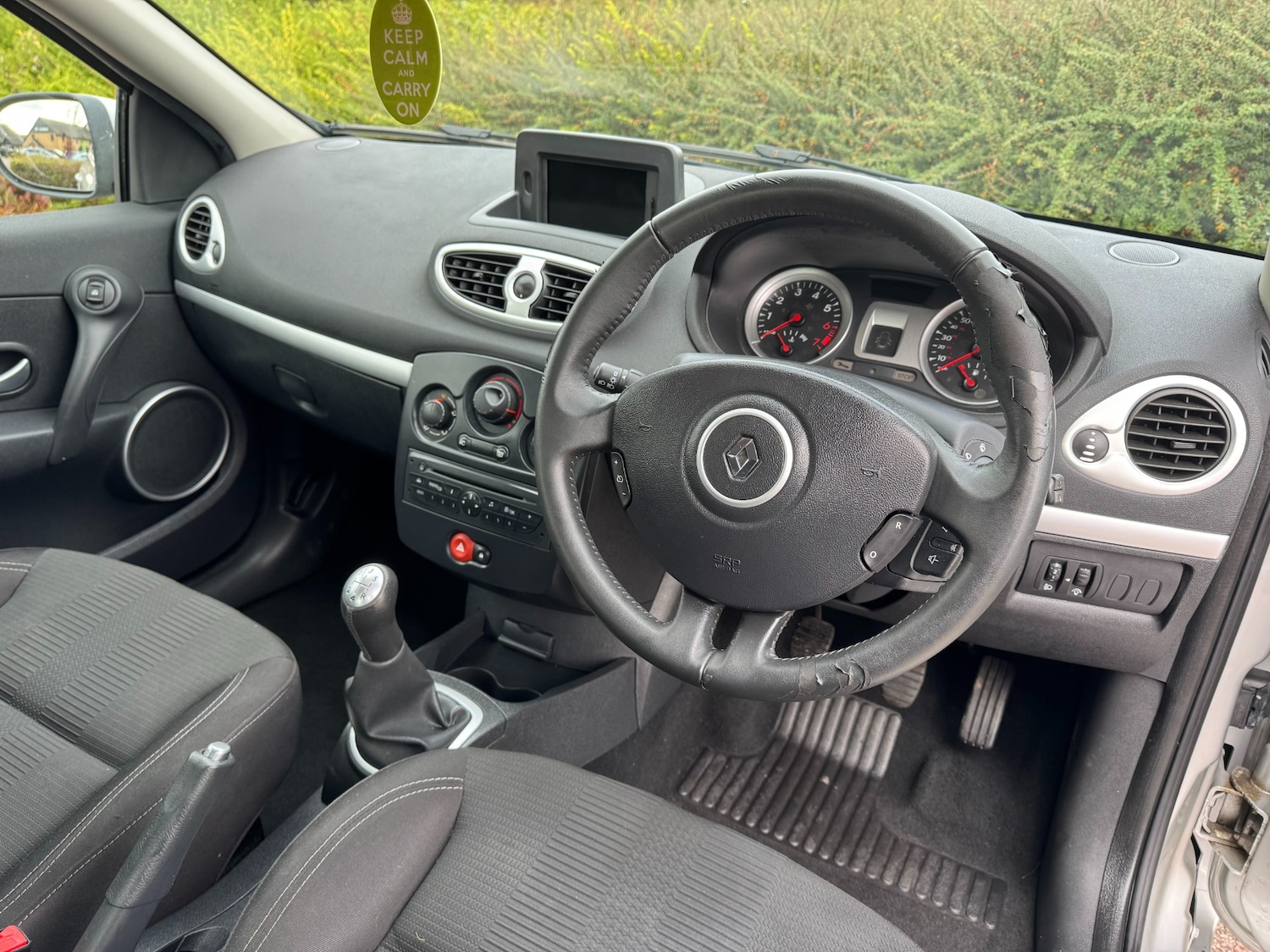 Used Renault Clio 2010 for sale - 77116167: Photo 17