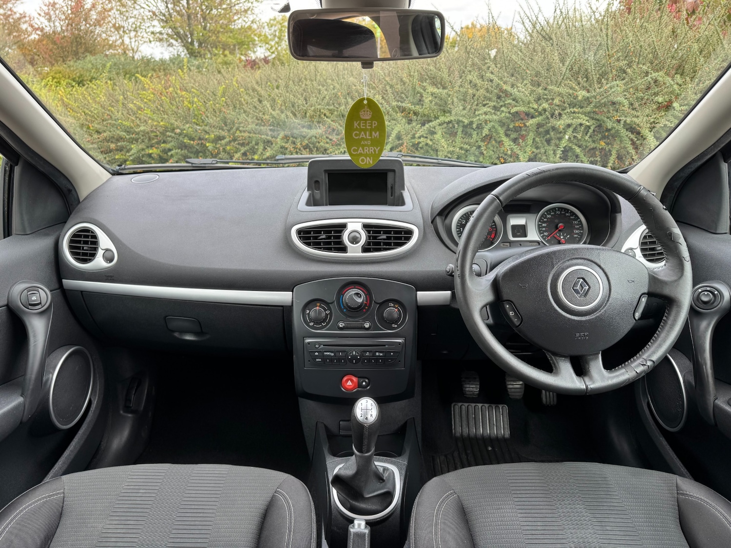 Used Renault Clio 2010 for sale - 77116167: Photo 18