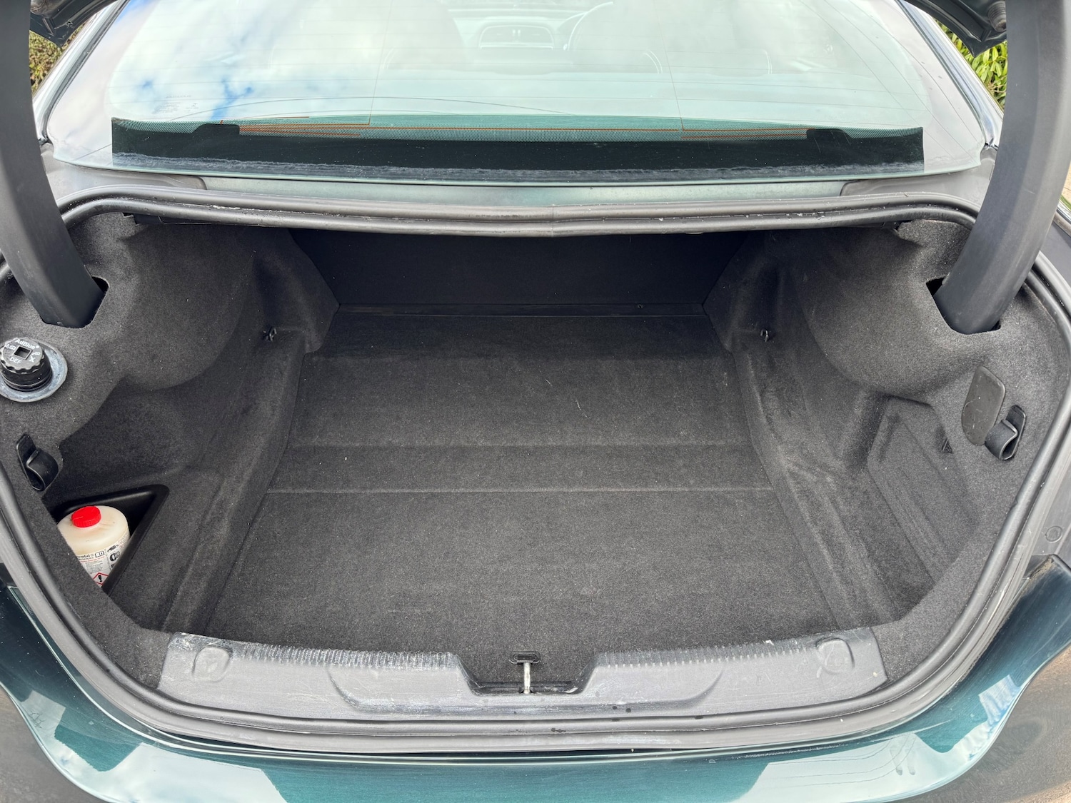 Used Jaguar XE 2015 for sale - 76340405: Photo 10