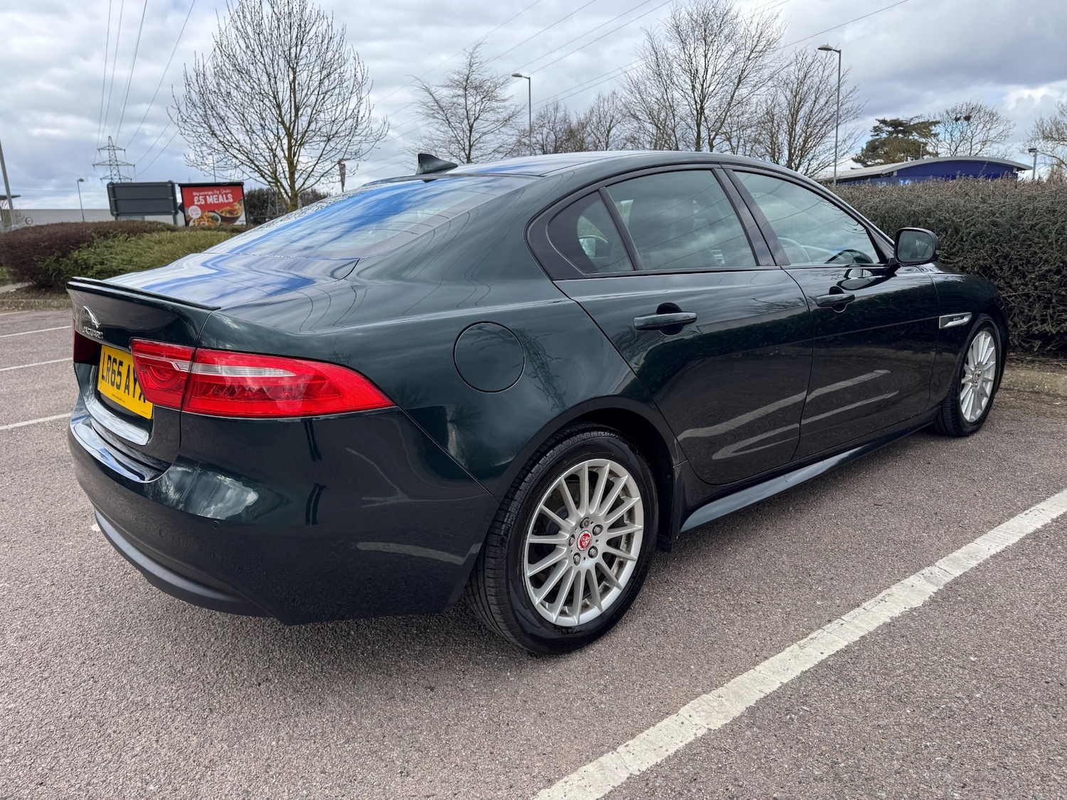 Used Jaguar XE 2015 for sale - 76340405: Photo 6