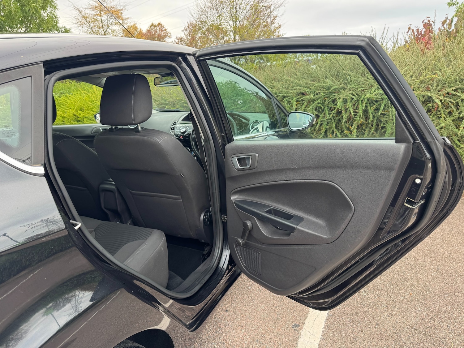 Used Ford Fiesta 2014 for sale - 76231990: Photo 15