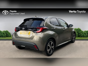 Used Toyota Yaris 2024 for sale - 76045378: Photo