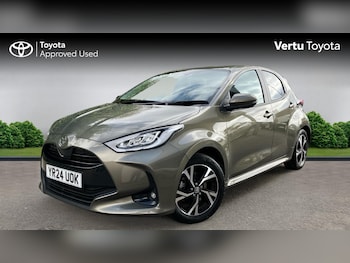Used Toyota Yaris 2024 for sale - 76045378: Photo