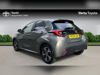 Used Toyota Yaris 2024 for sale - 76045378: Photo