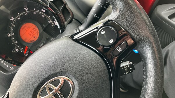 Used Toyota AYGO 2021 for sale - 76192993: Photo 32