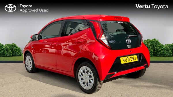 Used Toyota AYGO 2021 for sale - 76192993: Photo 4