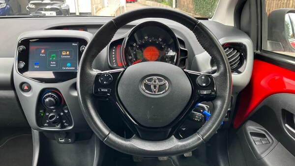 Used Toyota AYGO 2021 for sale - 76192993: Photo 8