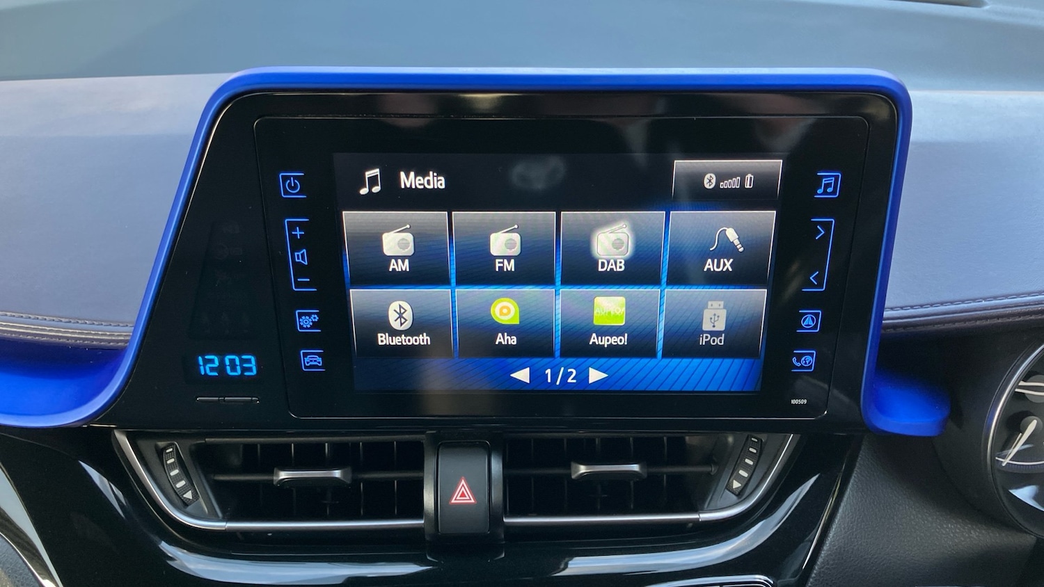 Used Toyota C-HR 2017 for sale - 76932101: Photo 38