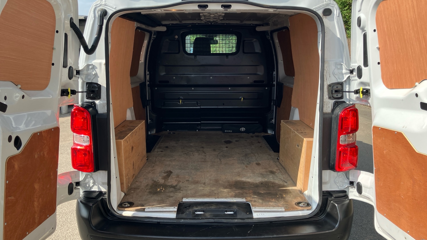 Used Toyota ProAce 2023 for sale - 77732285: Photo 14