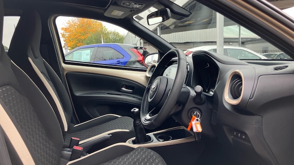 Used Toyota Aygo X 2022 for sale - 76292815: Photo 11