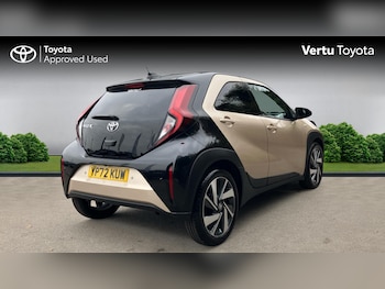Used Toyota Aygo X 2022 for sale - 76292815: Photo 2