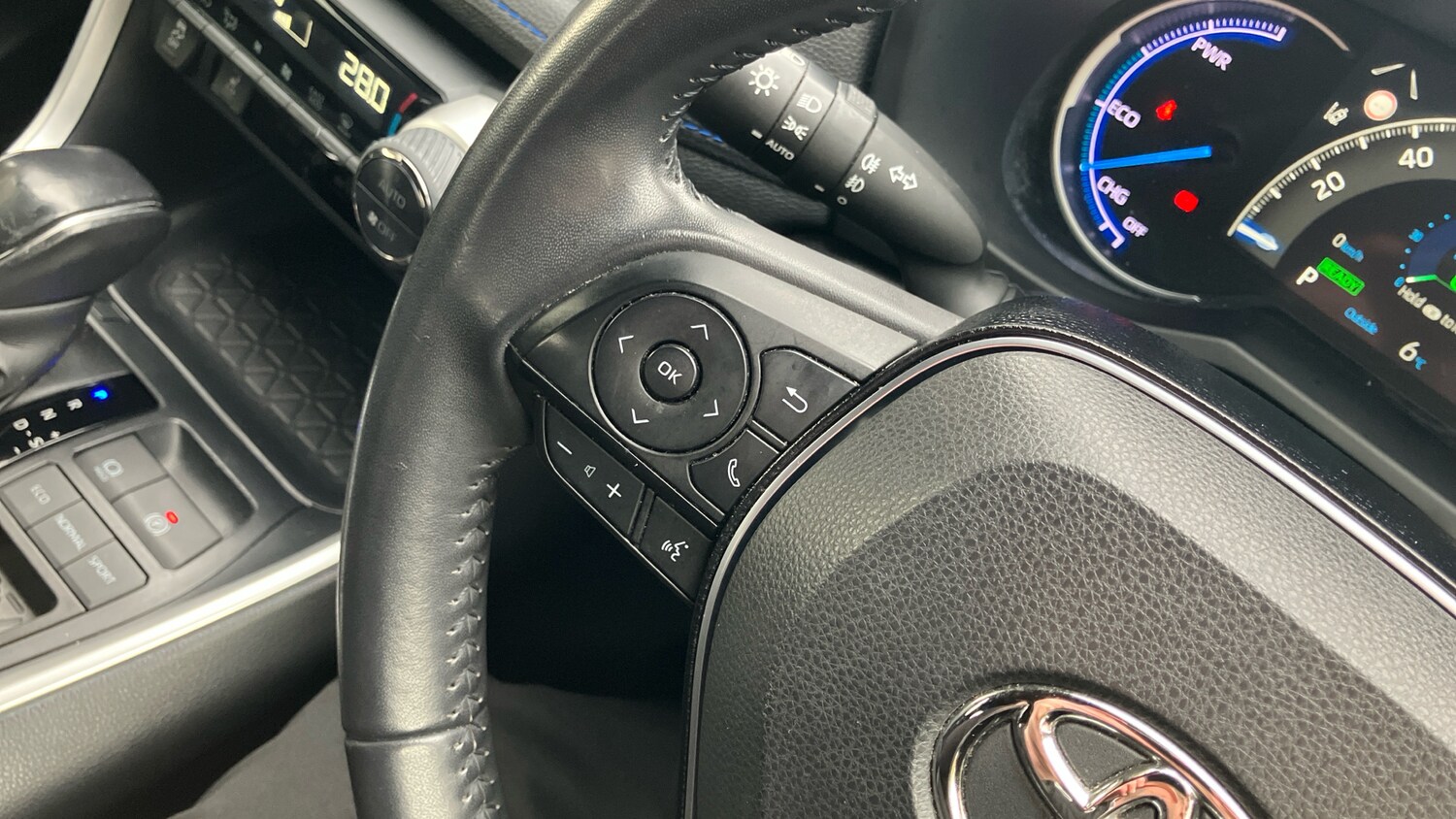 Used Toyota RAV4 2020 for sale - 77902866: Photo 33