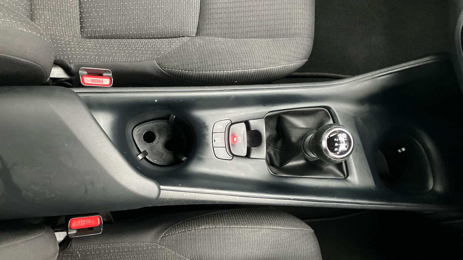 Used Toyota C-HR 2019 for sale - 77460226: Photo 35