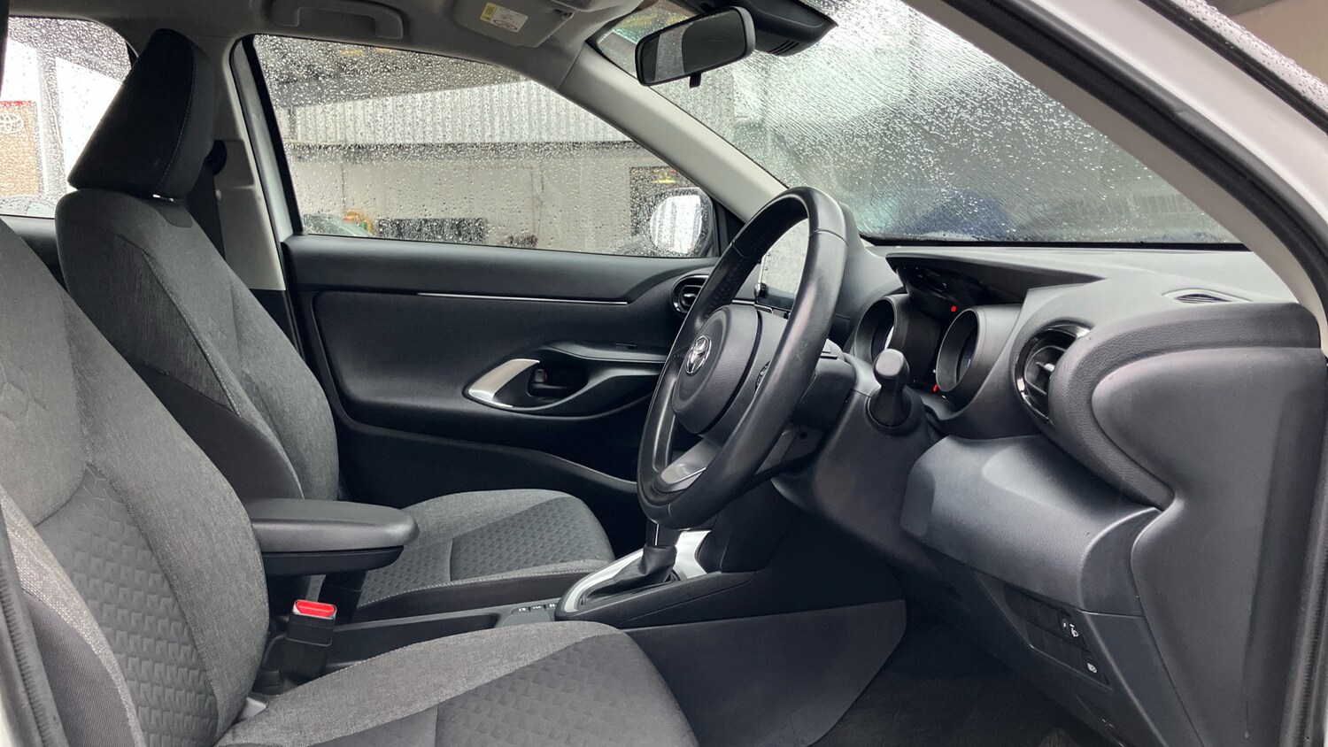 Used Toyota Yaris Cross 2023 for sale - 77460209: Photo 11