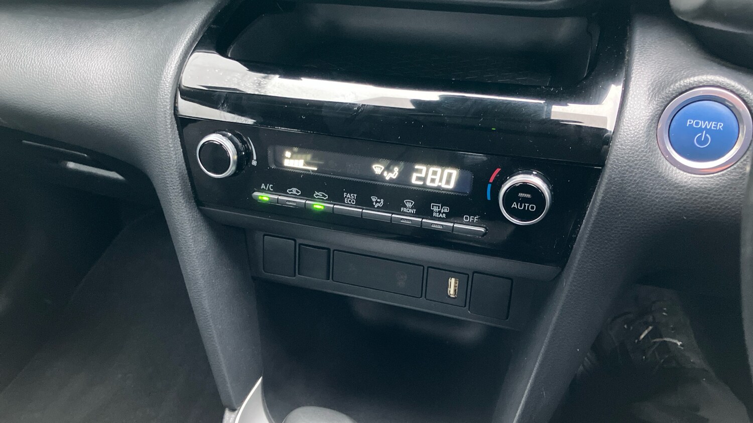 Used Toyota Yaris Cross 2023 for sale - 77460209: Photo 33