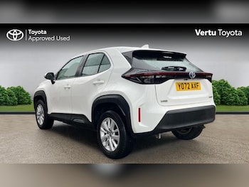 Used Toyota Yaris Cross 2023 for sale - 77460209: Photo