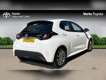 Used Toyota Yaris 2023 for sale - 78442868: Photo