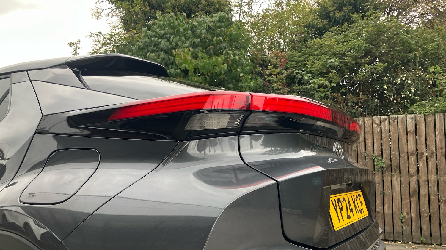 Used Toyota C-HR 2024 for sale - 75975130: Photo 22